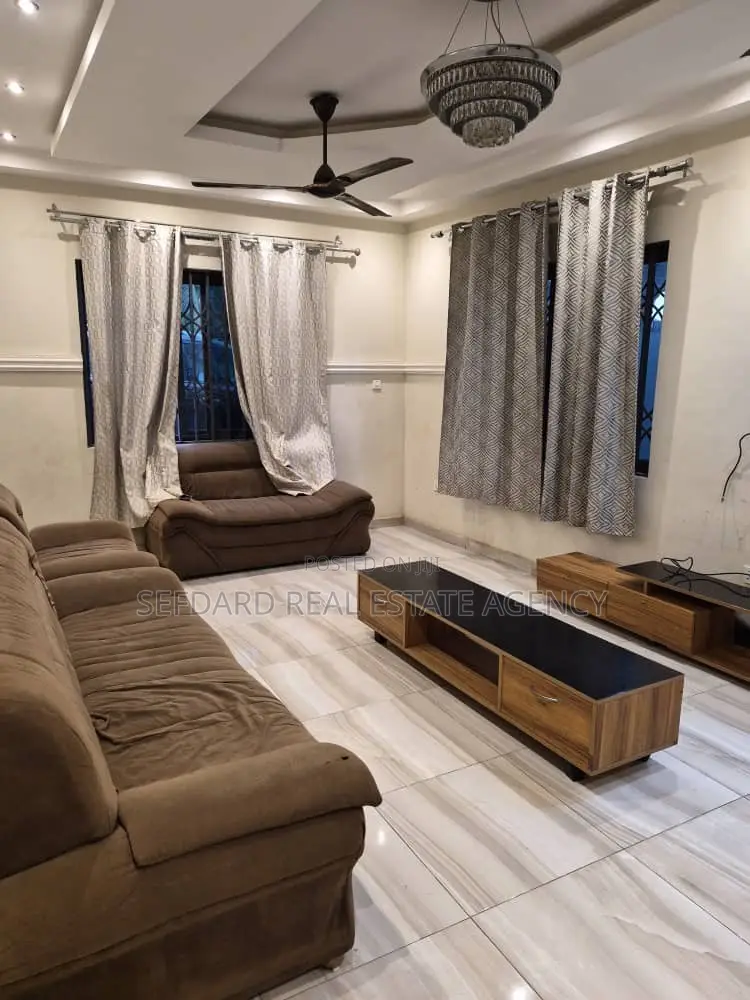 3bdrm House in Sefdard Properties, Amasaman for rent