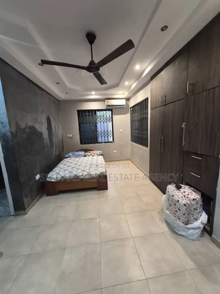 3bdrm House in Sefdard Properties, Amasaman for rent