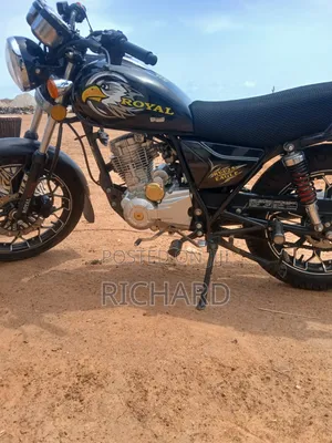 New Royal RY125 2025 Black