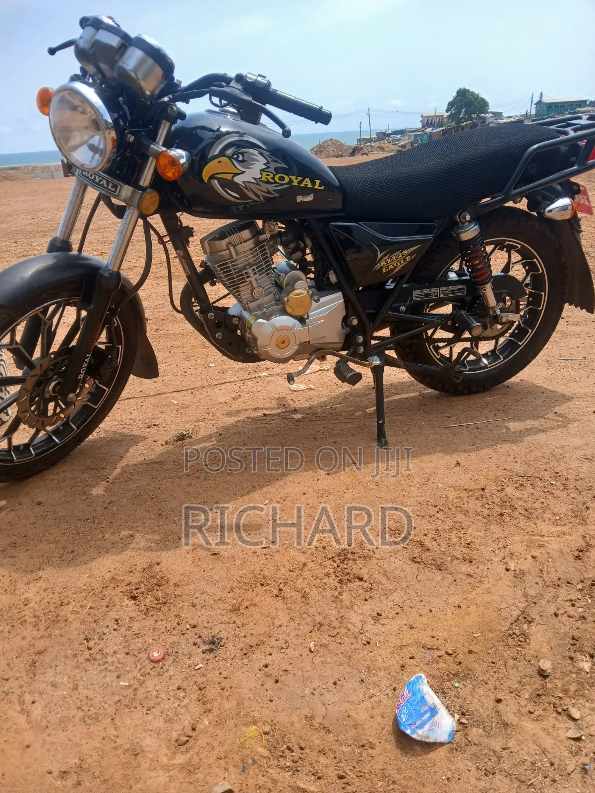 New Royal RY125 2025 Black