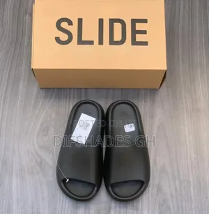 Adidas Yeezy Slides