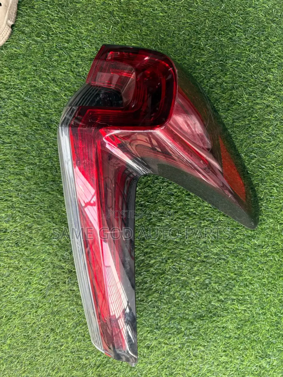 2020, 2021&2022 Honda CR-V Tail Light