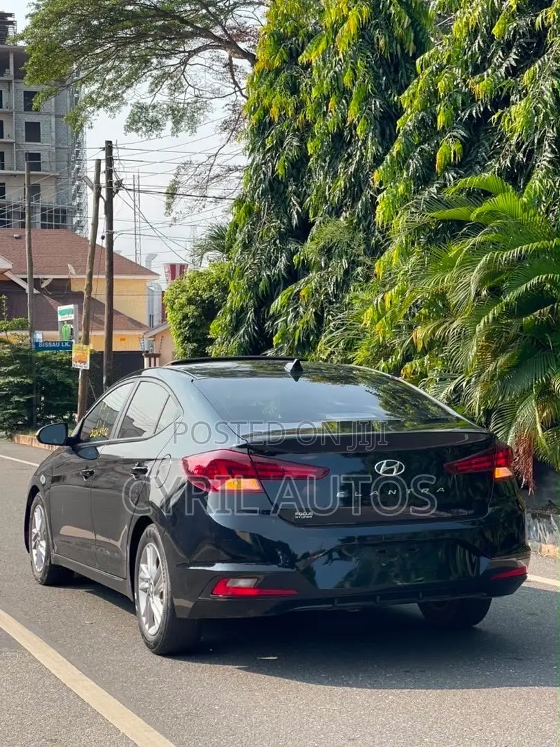 Hyundai Elantra 2020 Black