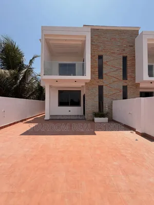 2bdrm Townhouse/Terrace in East Legon Hills, Boundary Road Area