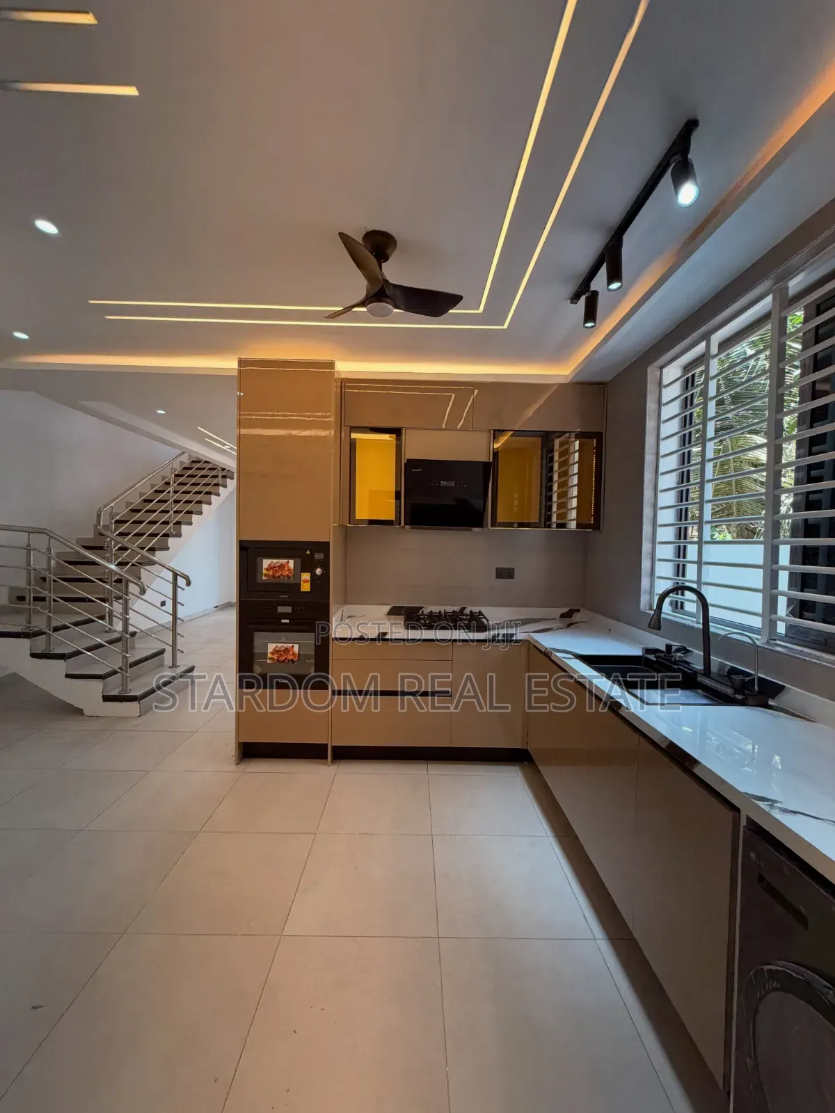 2bdrm Townhouse/Terrace in East Legon Hills, Boundary Road Area