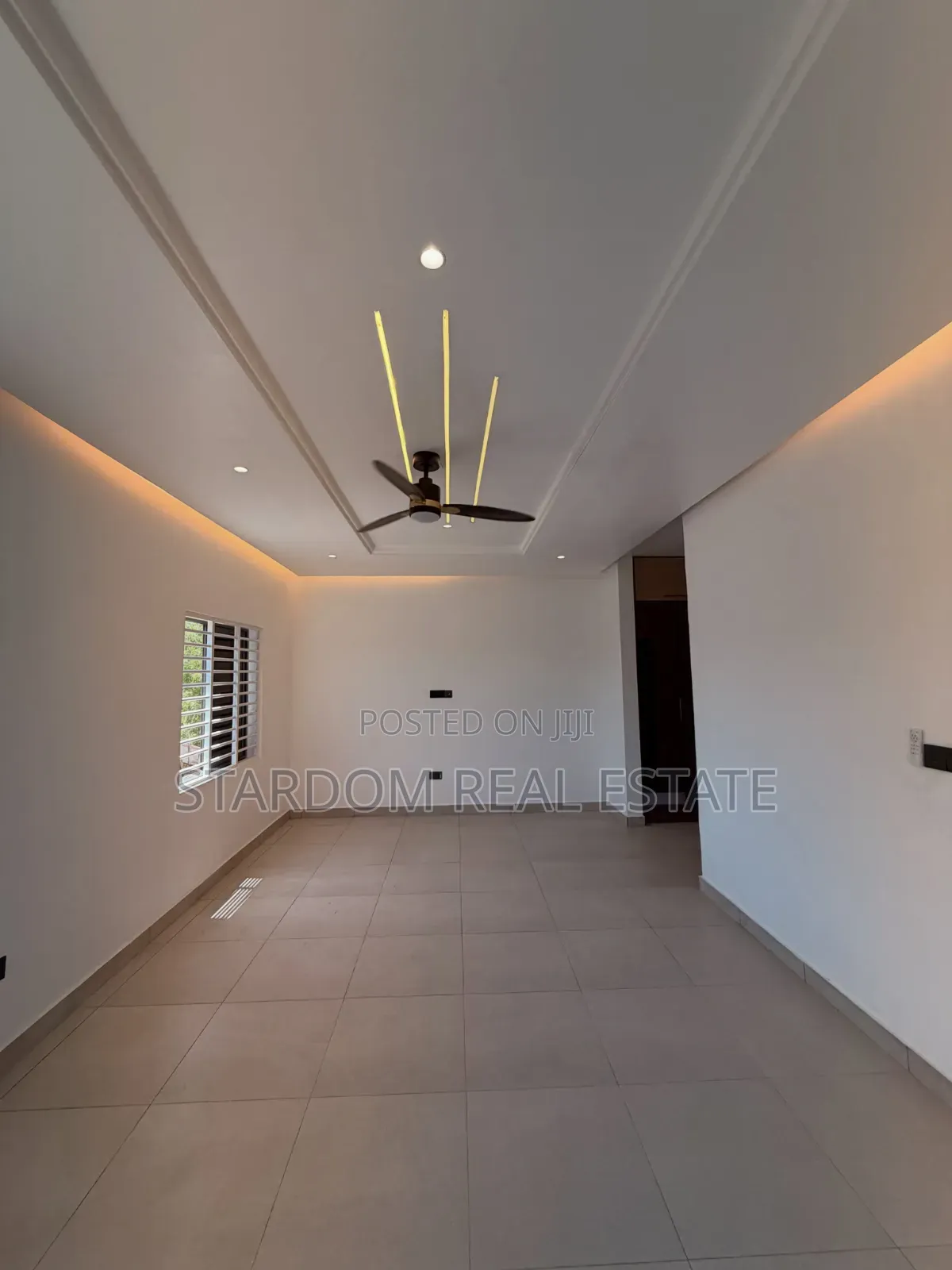 2bdrm Townhouse/Terrace in East Legon Hills, Boundary Road Area