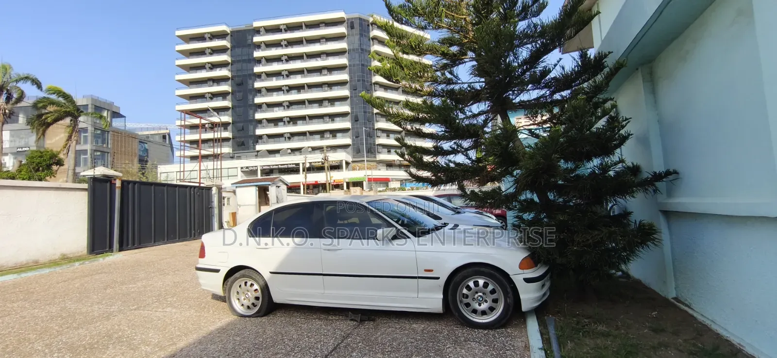 BMW 318i 2000 White