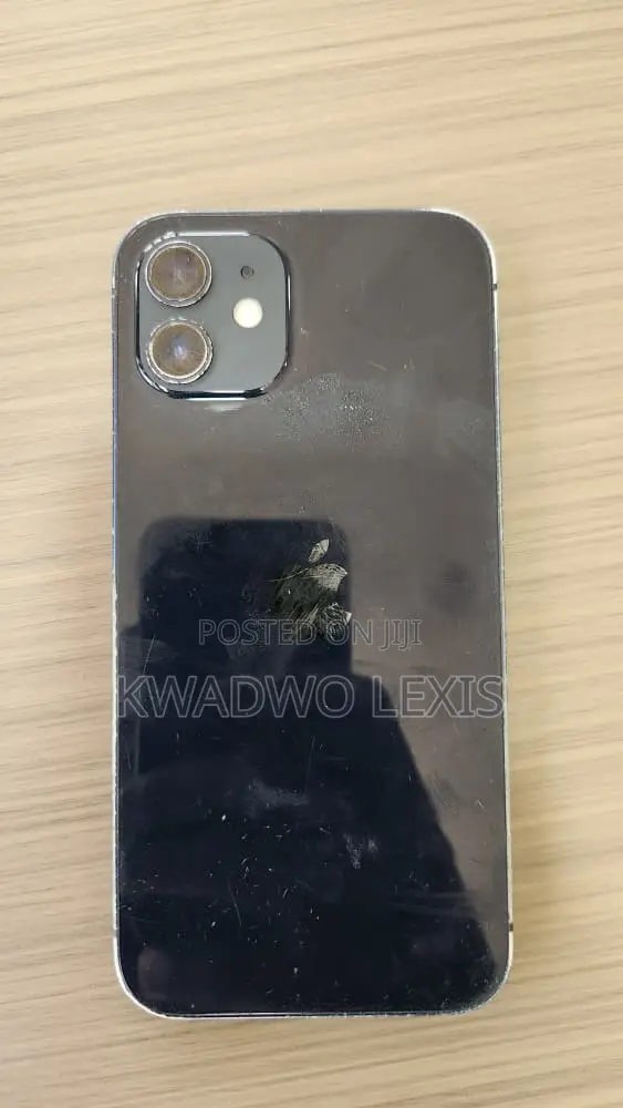 Apple iPhone 12 64 GB Black