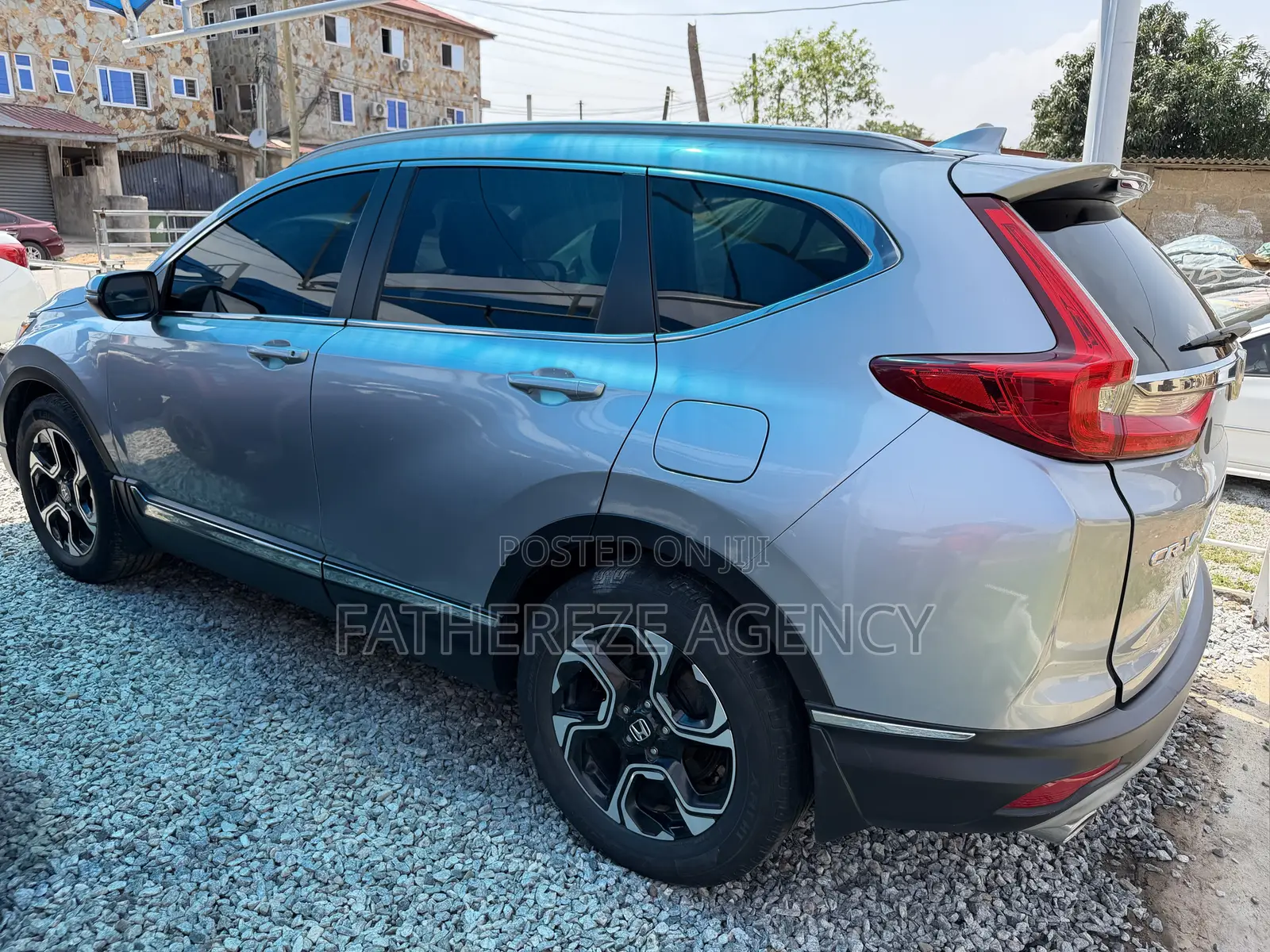 Honda CR-V Touring 4dr SUV AWD (1.5L 4cyl CVT) 2017 Silver