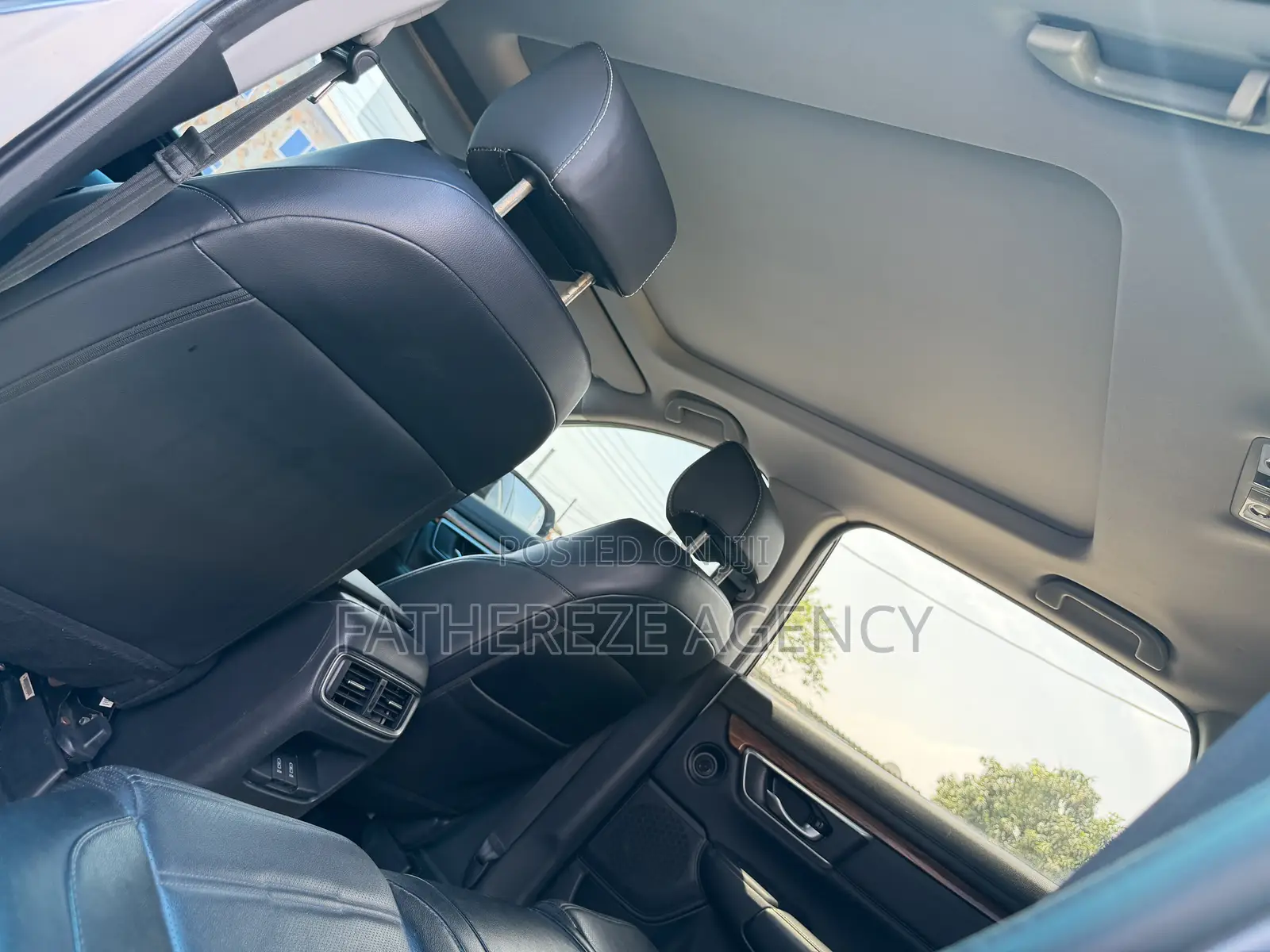 Honda CR-V Touring 4dr SUV AWD (1.5L 4cyl CVT) 2017 Silver