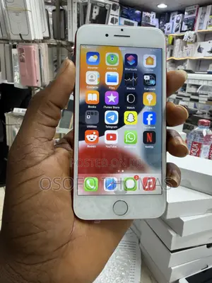 Apple iPhone 7 128 GB Red