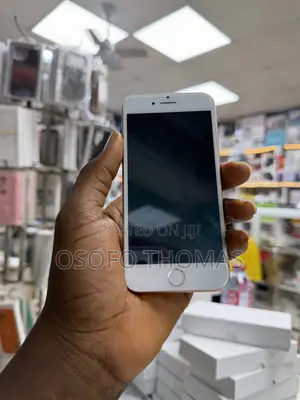 Apple iPhone 8 64 GB Gold