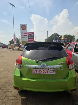 Toyota Yaris 2014 Green