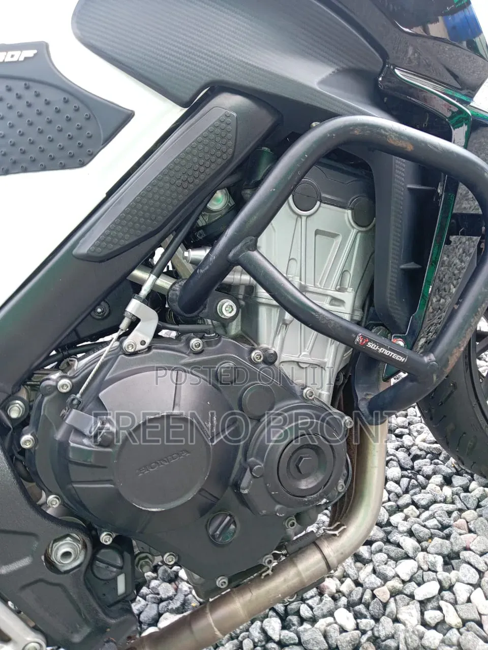 Honda CB 2018 White
