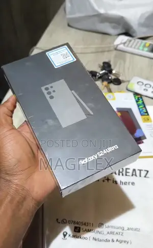 New Samsung Galaxy S24 Ultra 1 TB Black