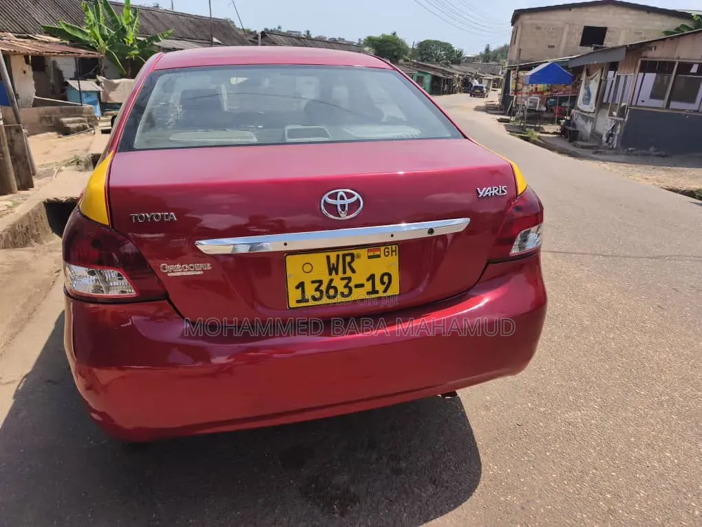 Toyota Yaris 2008 Red