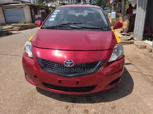 Toyota Yaris 2008 Red