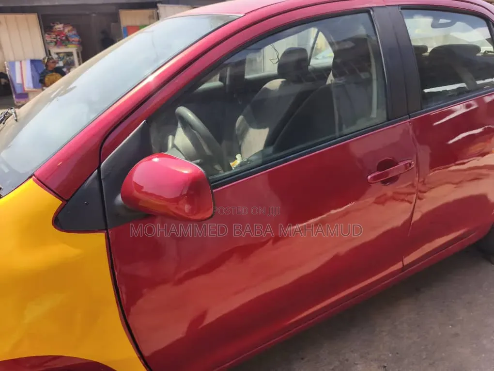 Toyota Yaris 2008 Red