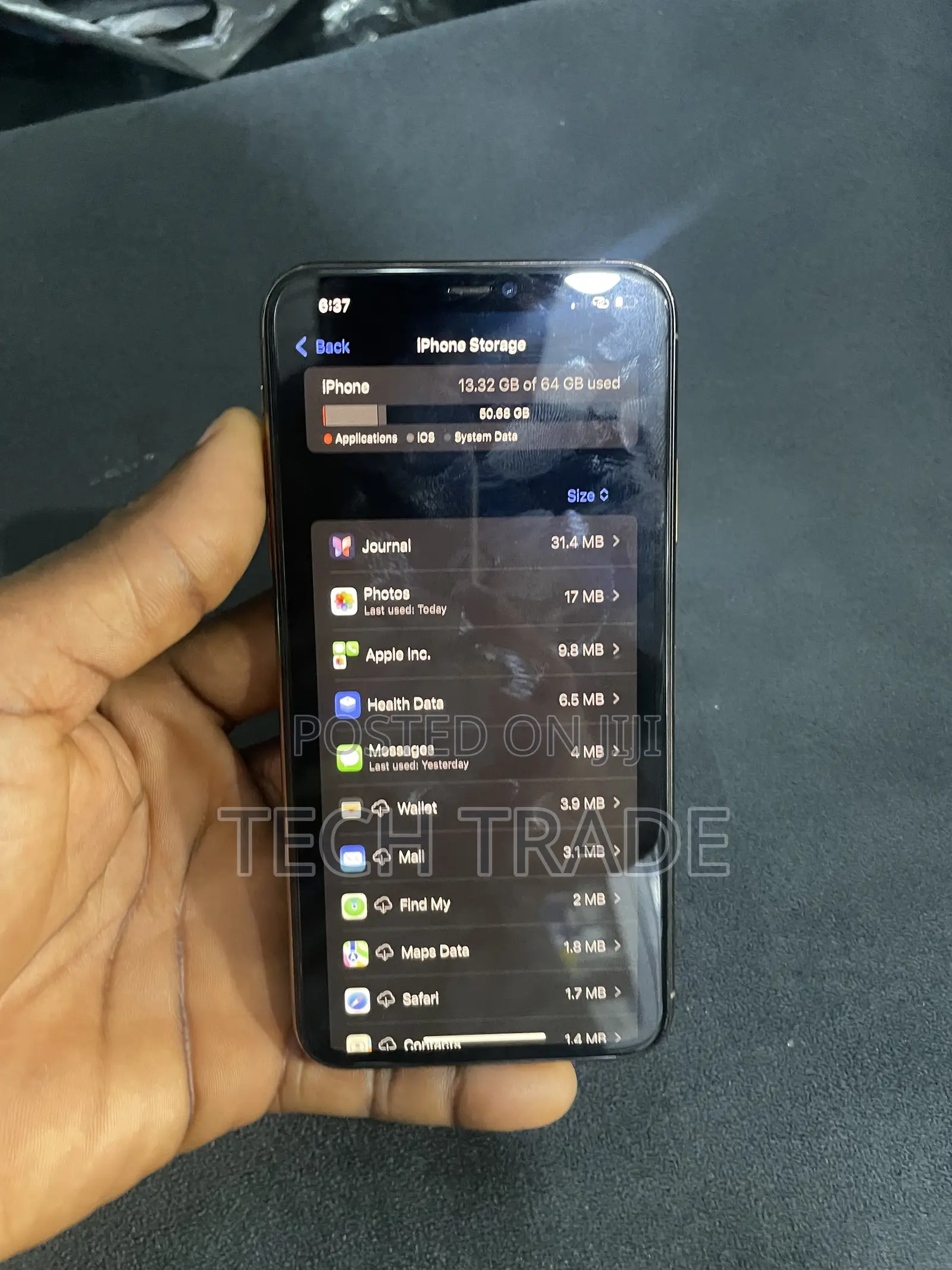 Apple iPhone 11 Pro Max 64 GB Gold
