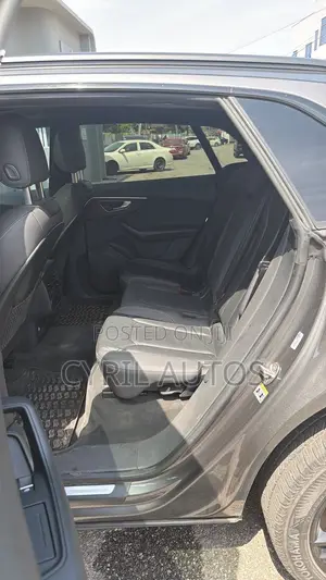 Audi Q8 55 Premium AWD quattro 2020 Gray