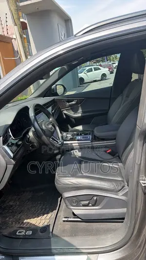 Audi Q8 55 Premium AWD quattro 2020 Gray
