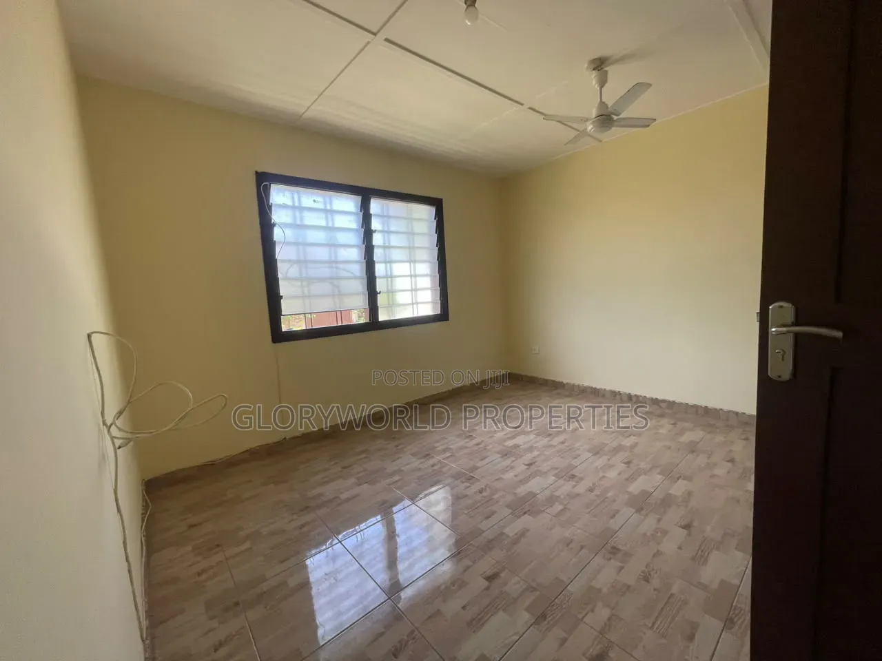 2bdrm House in Sakumono for rent