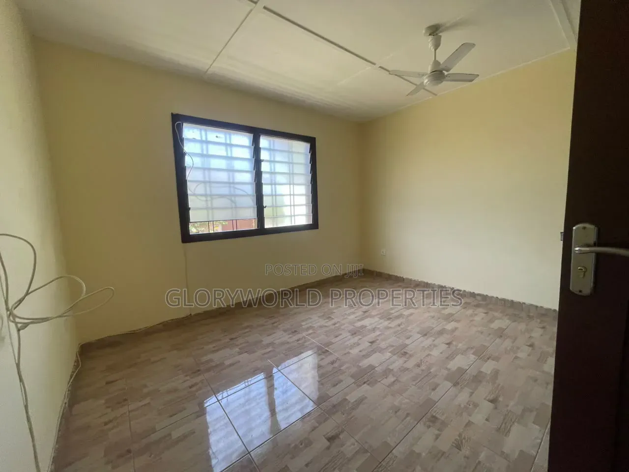 2bdrm House in Sakumono for rent