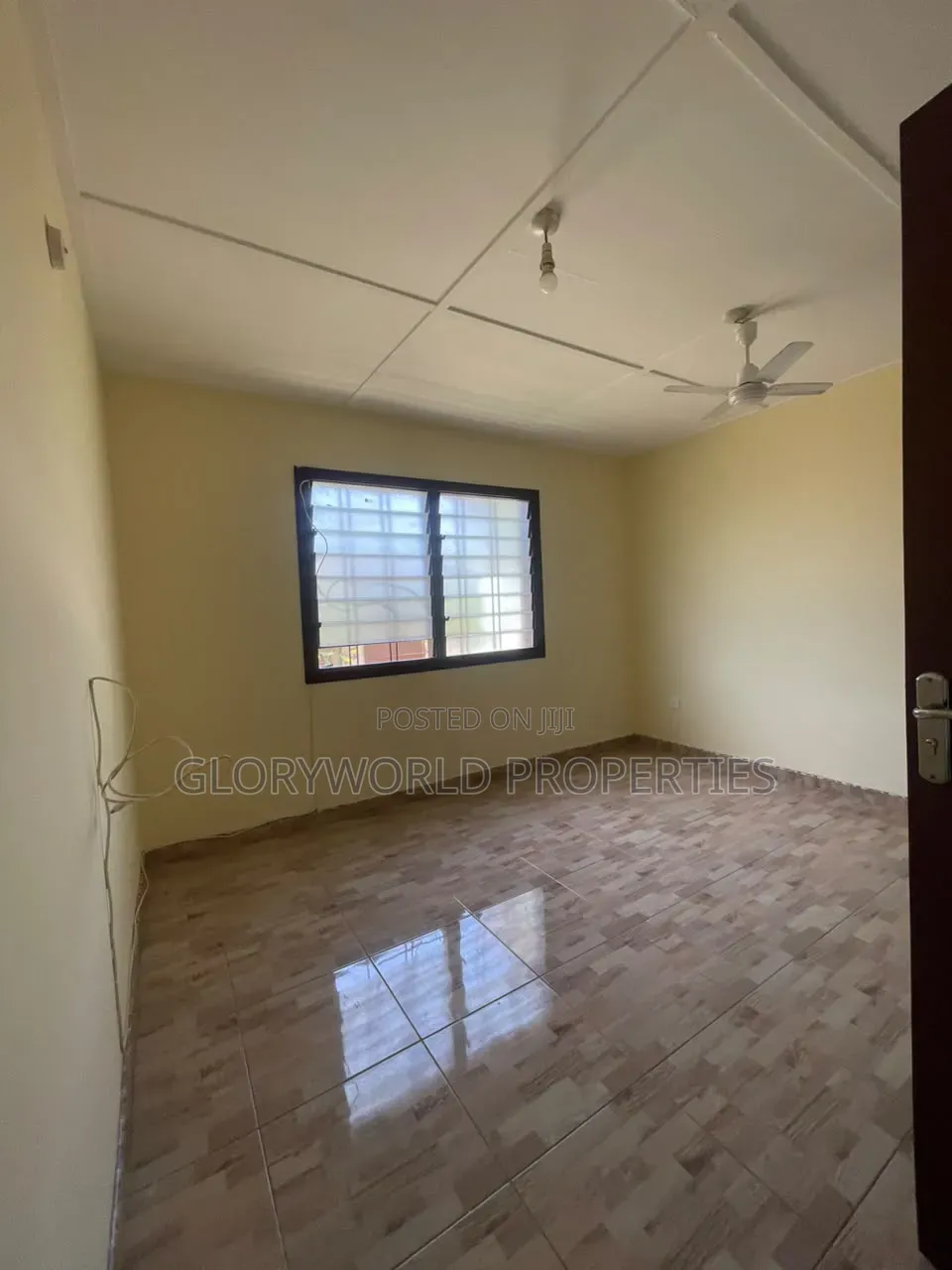 2bdrm House in Sakumono for rent