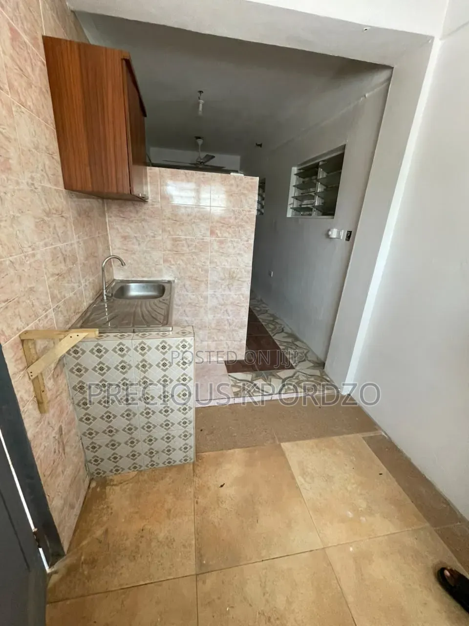 1bdrm Apartment in Adenta Aviation, Housing Down for rent