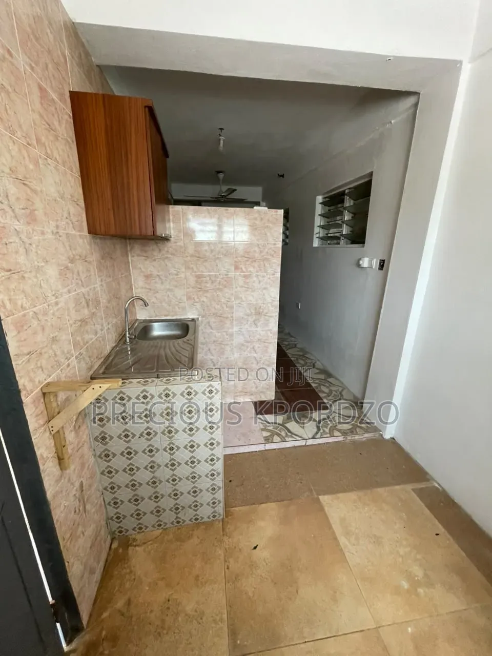 1bdrm Apartment in Adenta Aviation, Housing Down for rent