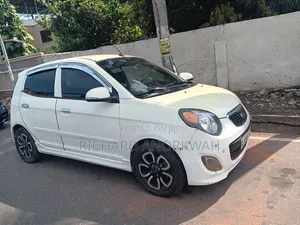 Kia Morning 2011 White