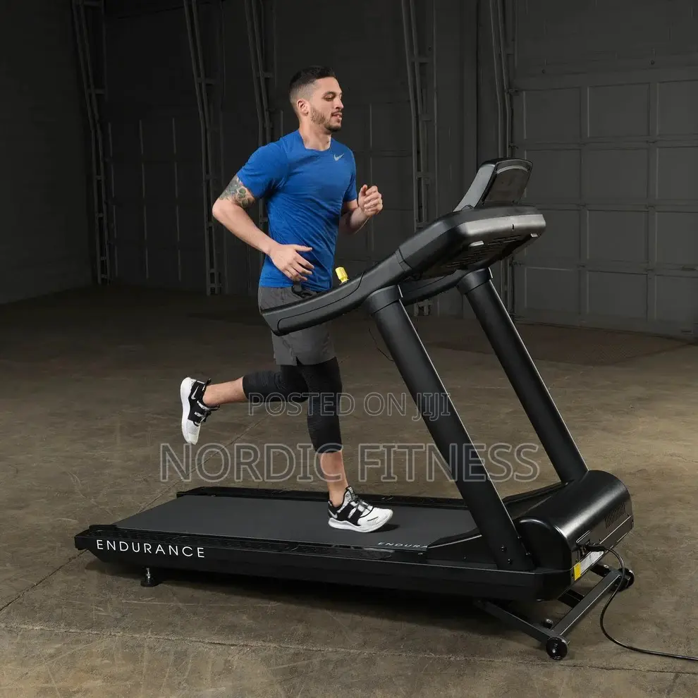 Body-Solid Endurance T150 Commercial Treadmill