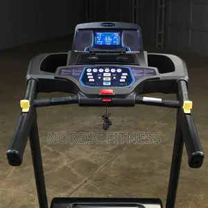 Body-Solid Endurance T150 Commercial Treadmill