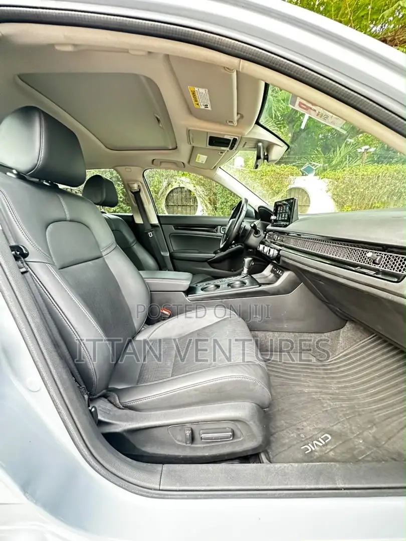 Honda Civic Touring CVT 2023