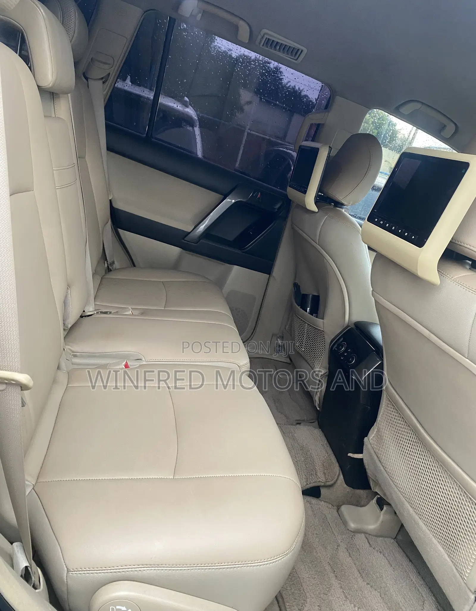 Toyota Land Cruiser Prado 2.7 i 2011 Black
