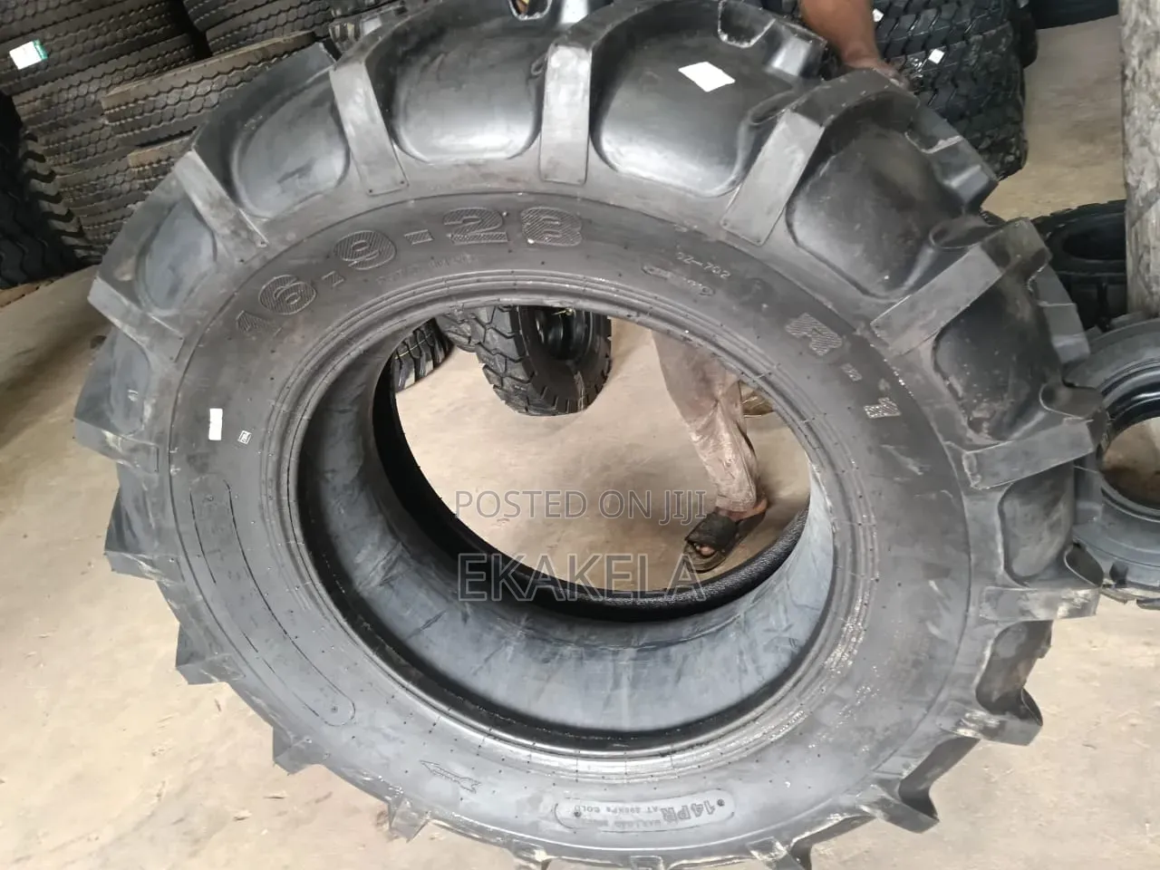 TIRES -315, 13r, 385, 285 All Truck Tires. Tippers-Trailers-Tractor