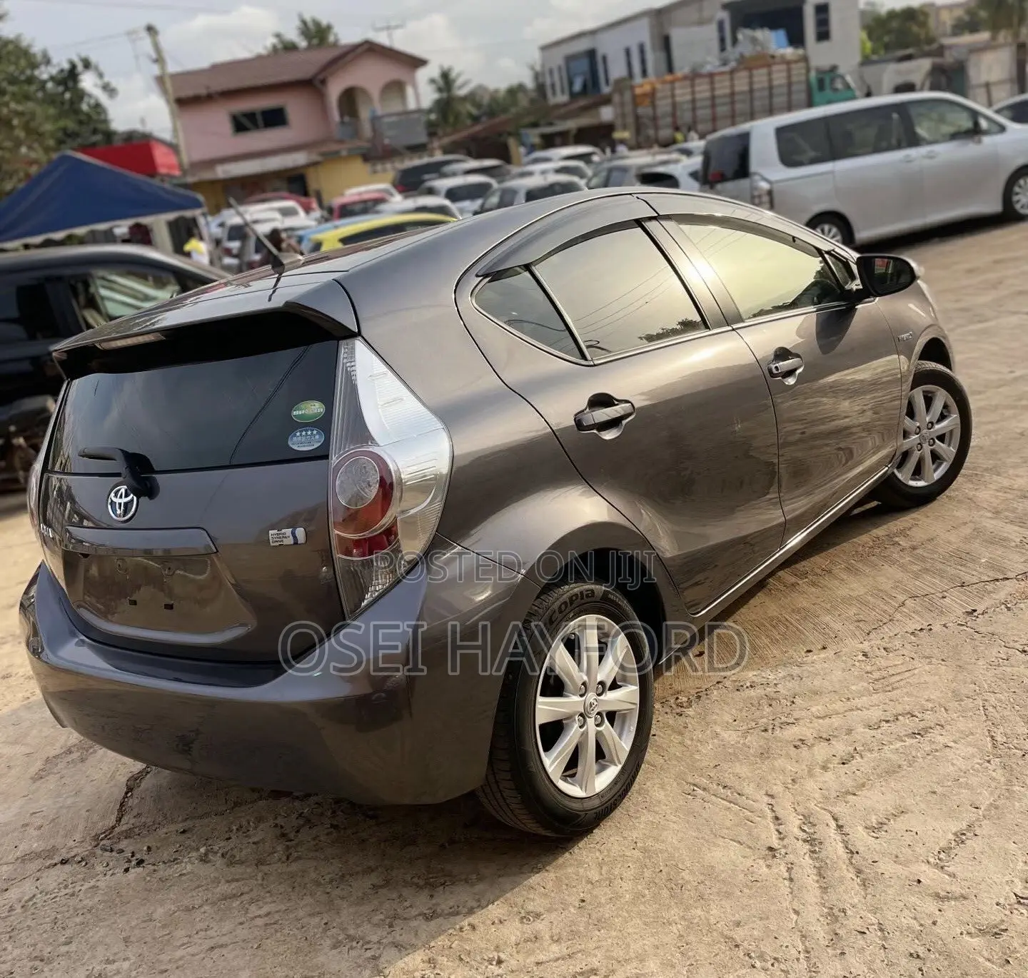 Toyota Aqua 2014