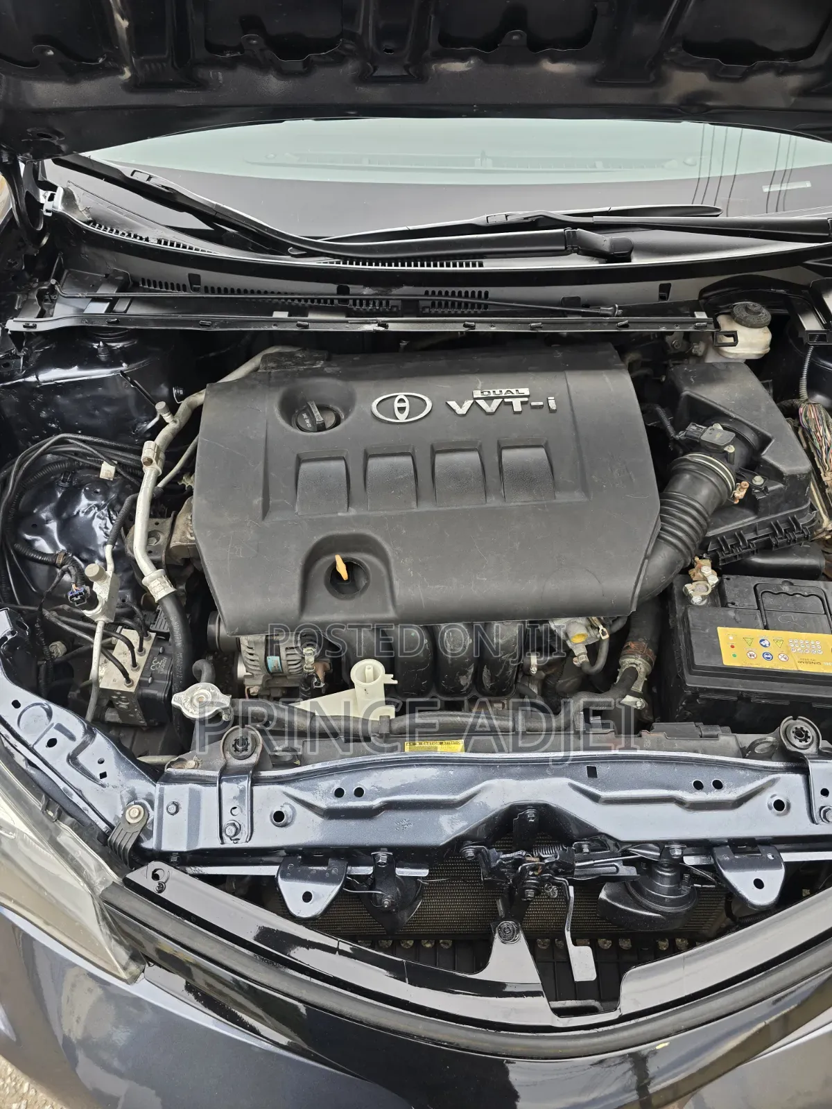 Toyota Corolla SE (1.8L 4cyl 2A) 2018 Gray