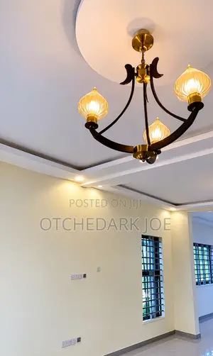 4 Bedroom House -Tema Comm 25