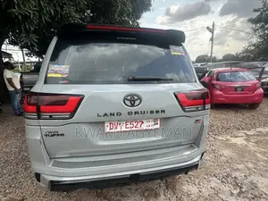 Toyota Land Cruiser 4.5 V8 DLX 2015 Green