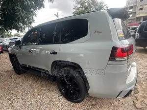 Toyota Land Cruiser 4.5 V8 DLX 2015 Green