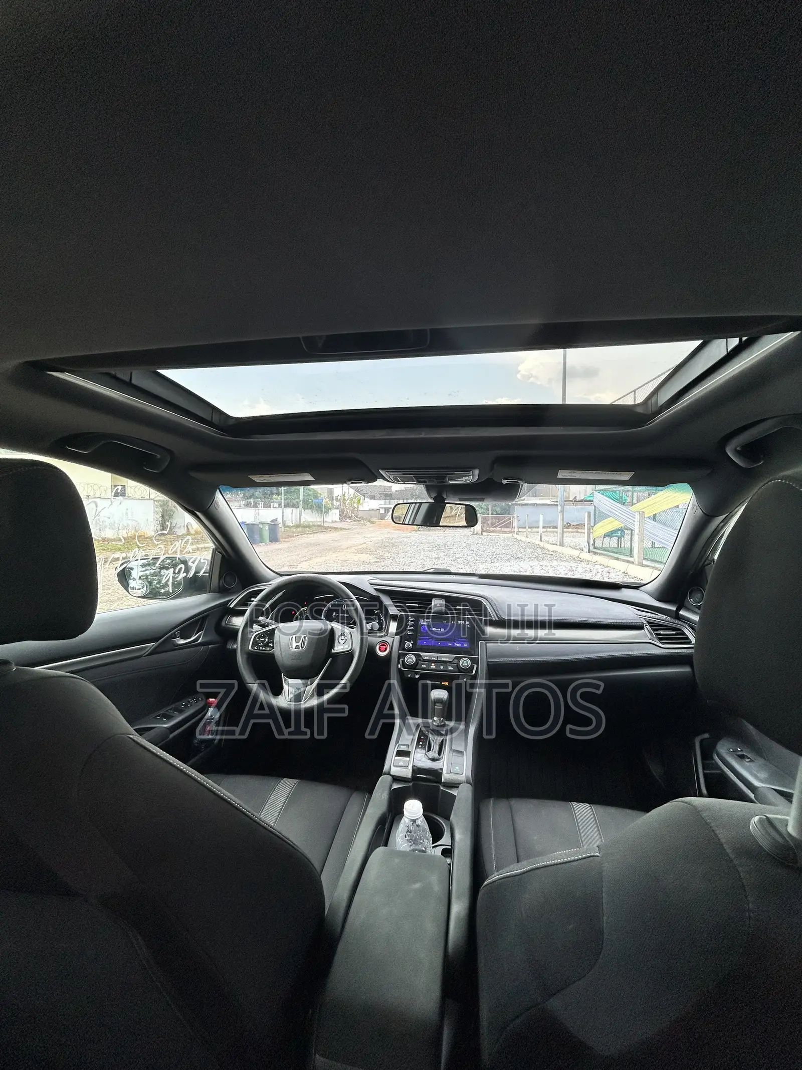 Honda Civic EX Hatchback 2019 Gray