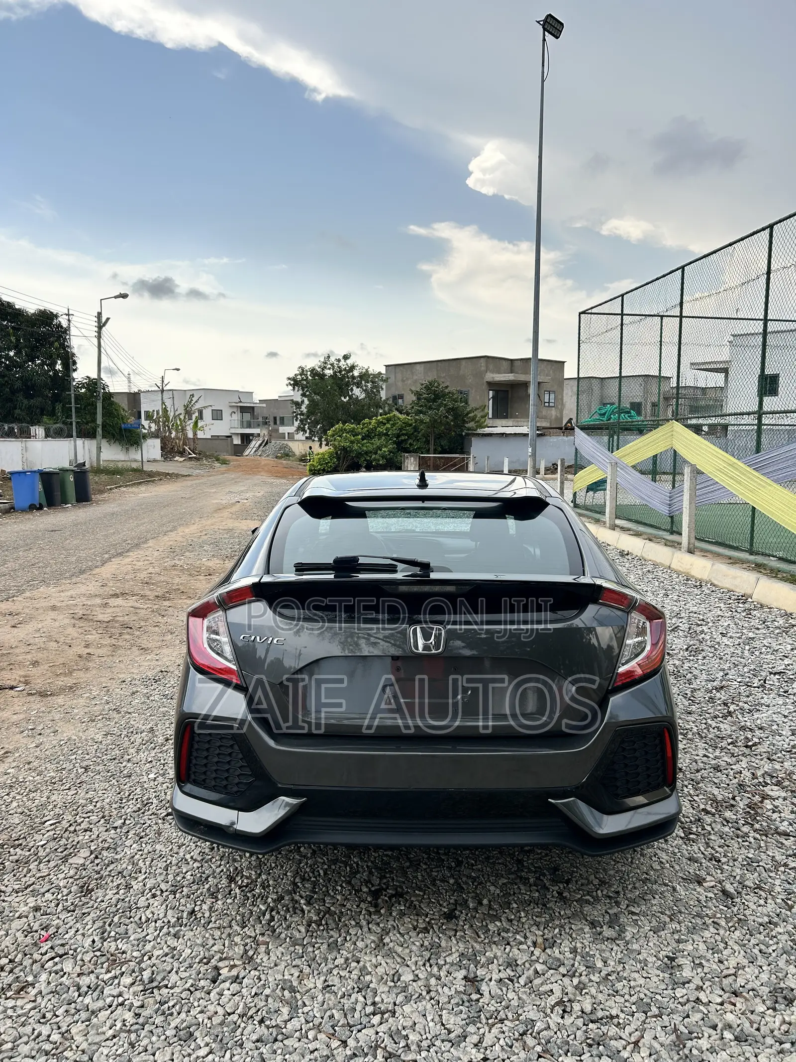 Honda Civic EX Hatchback 2019 Gray