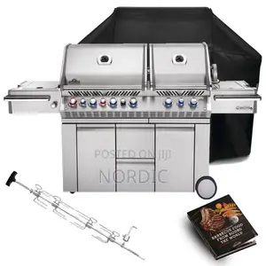 Napoleon Prestige Pro 825 Stainless Steel 10-Burner Gas BBQ