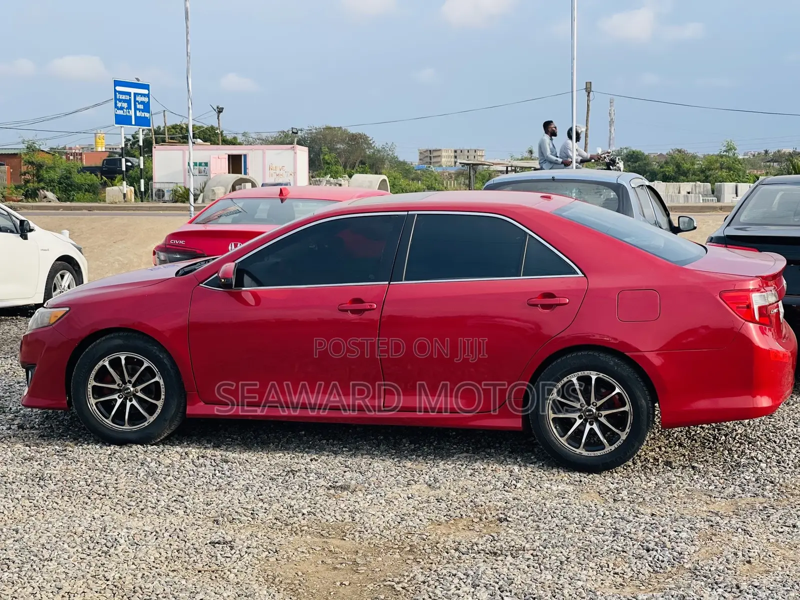 Toyota Camry SE 4dr Sedan (2.5L 4cyl 6A) 2014 Red