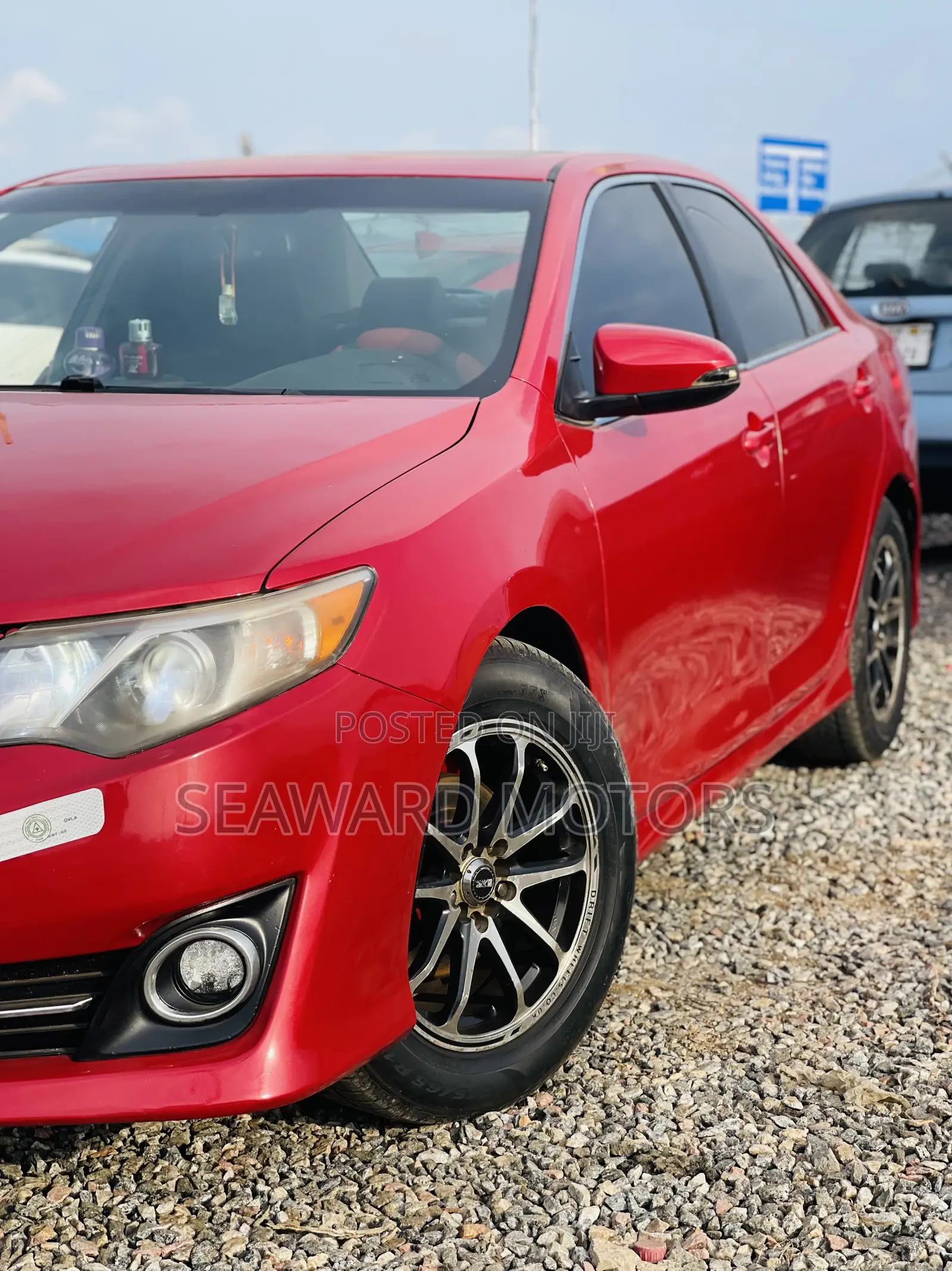 Toyota Camry SE 4dr Sedan (2.5L 4cyl 6A) 2014 Red