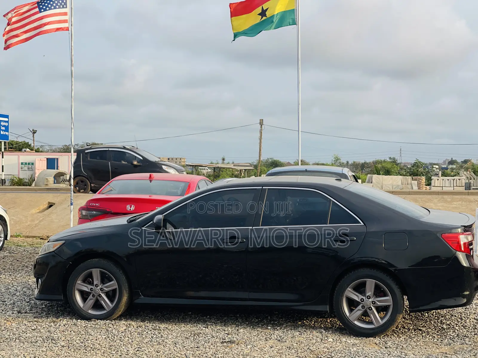 Toyota Camry SE 4dr Sedan (2.5L 4cyl 6A) 2014 Black