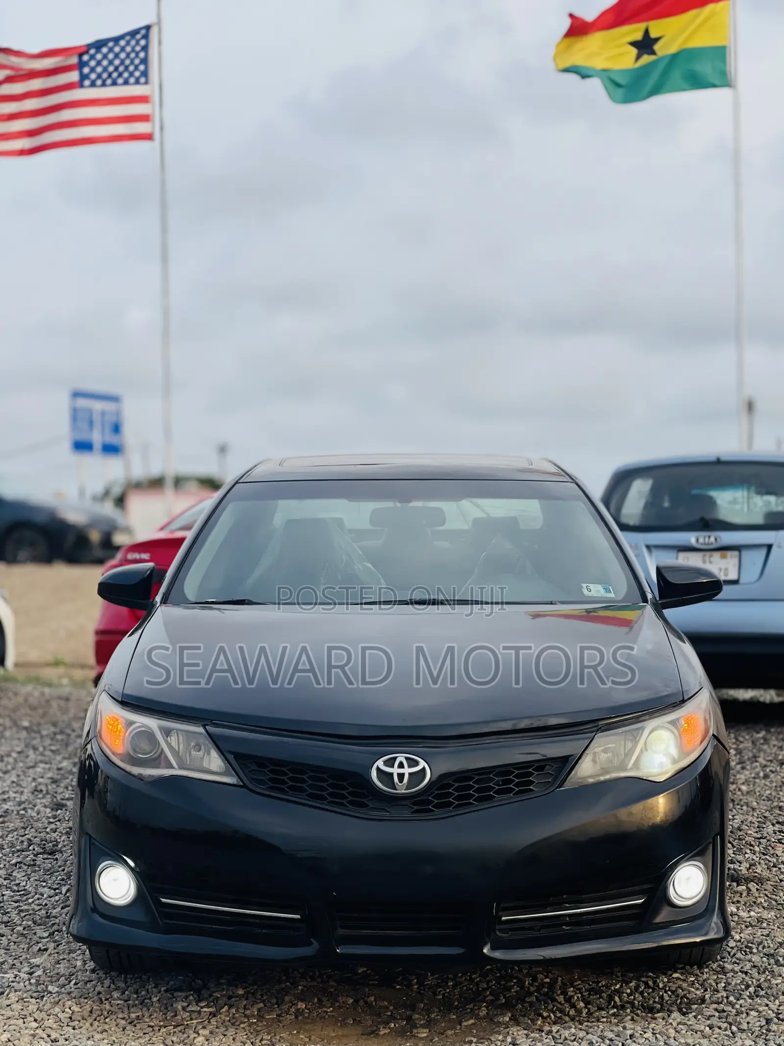 Toyota Camry SE 4dr Sedan (2.5L 4cyl 6A) 2014 Black