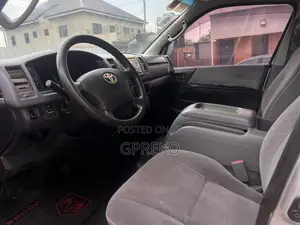 Toyota Harrier 2010 Gray