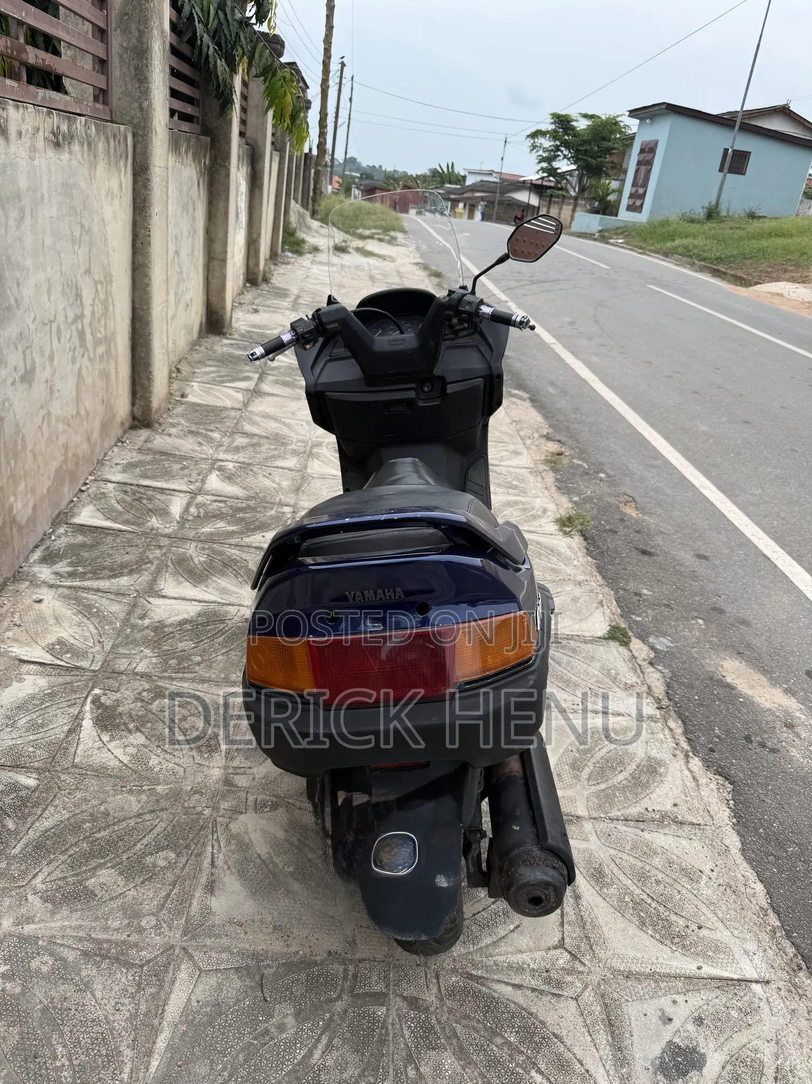 Yamaha Majesty 2013 Blue